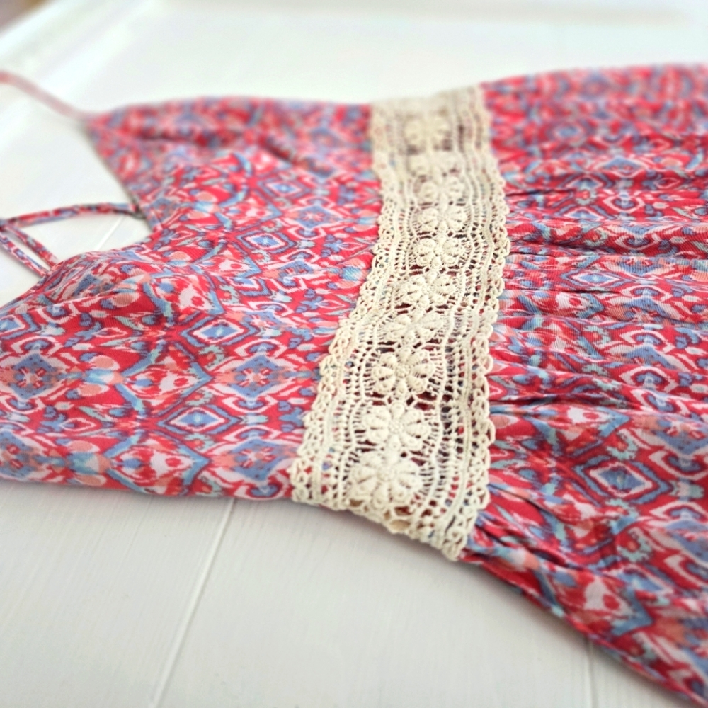 Hollister XS mini slevless pattern pink dress